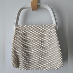 Corde-Bead Vintage, White/Cream, Beaded Handbag. Hard plastic handle.